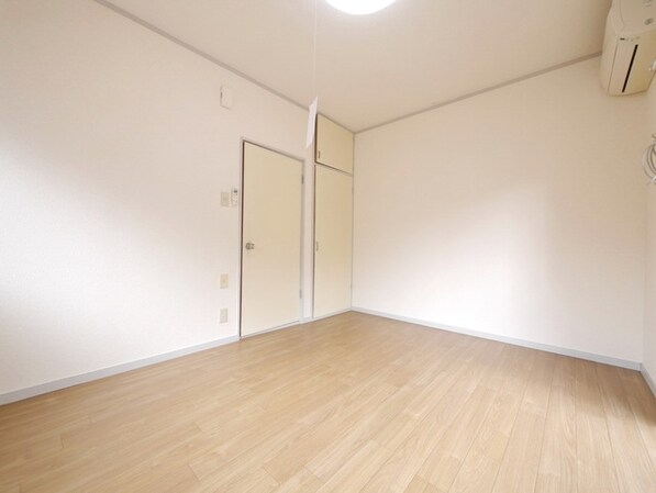 ニュータウンハウスの物件内観写真